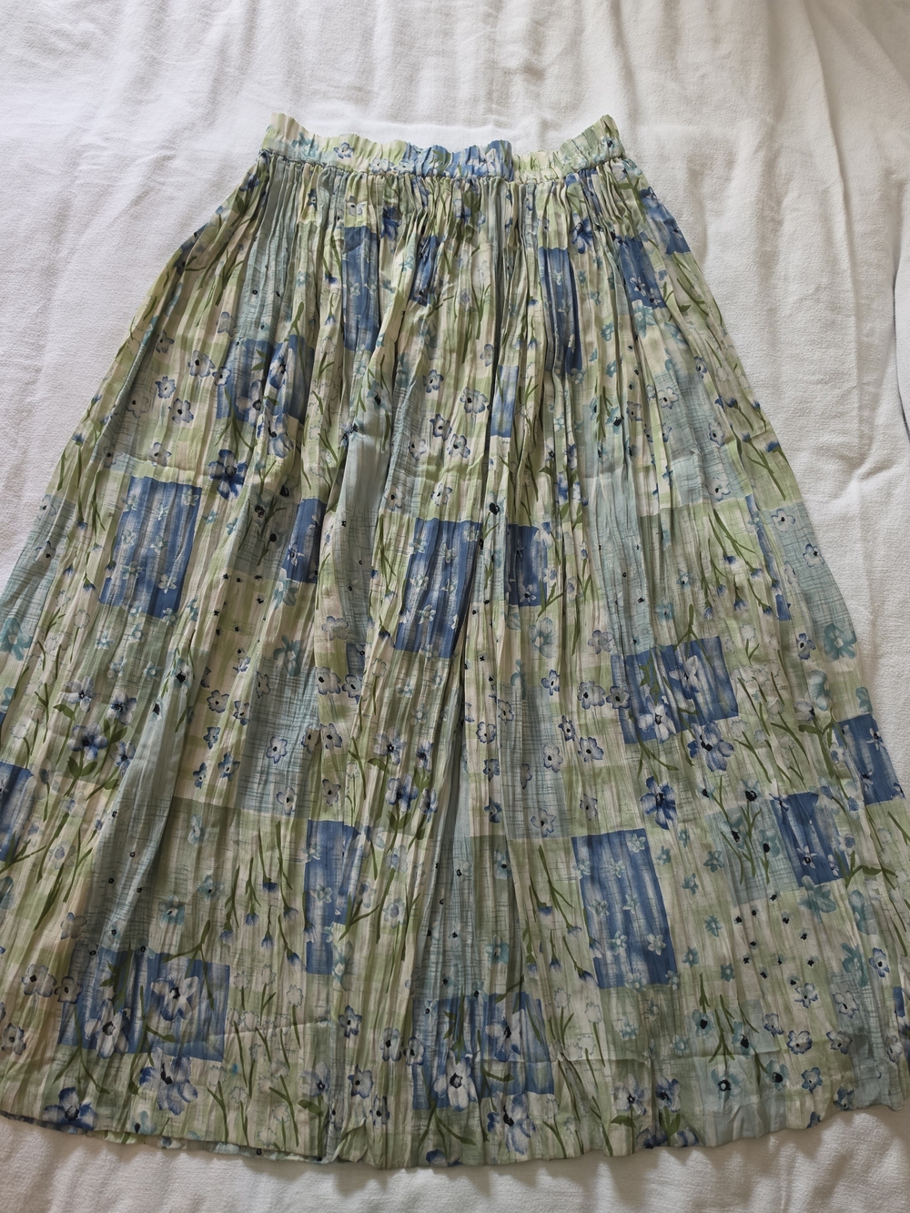 Vintage River Ridge Pleated Maxi Skirt with Blue and Green Floral Patchwork